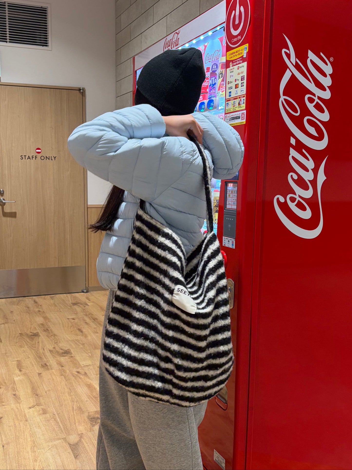 ストライプショルダーバック DPB92097