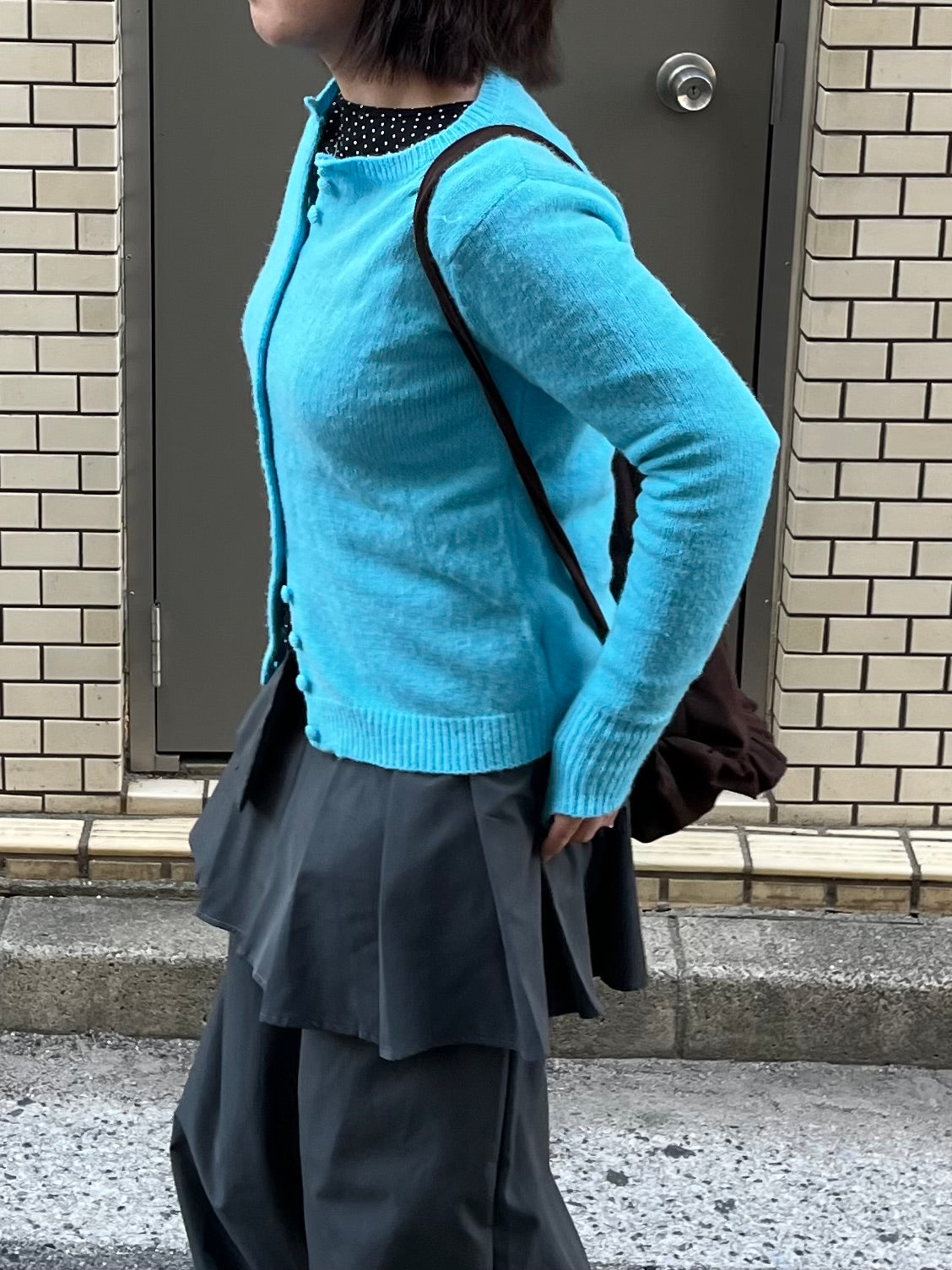 ブルーボタンカーディガン DPB97036