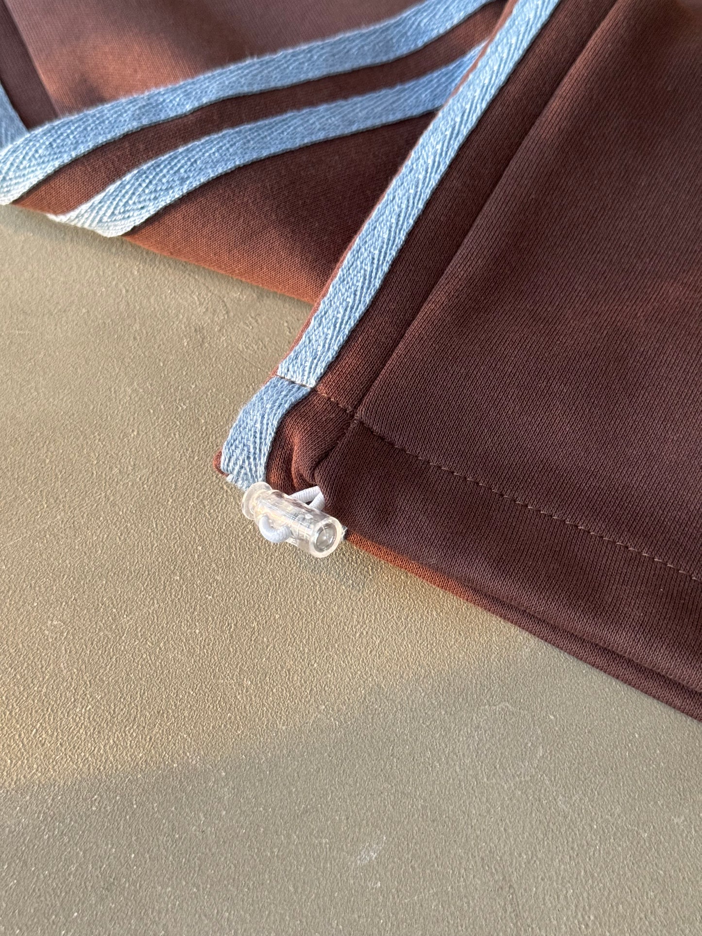 サイドラインバイカラーパンツ DPB91103