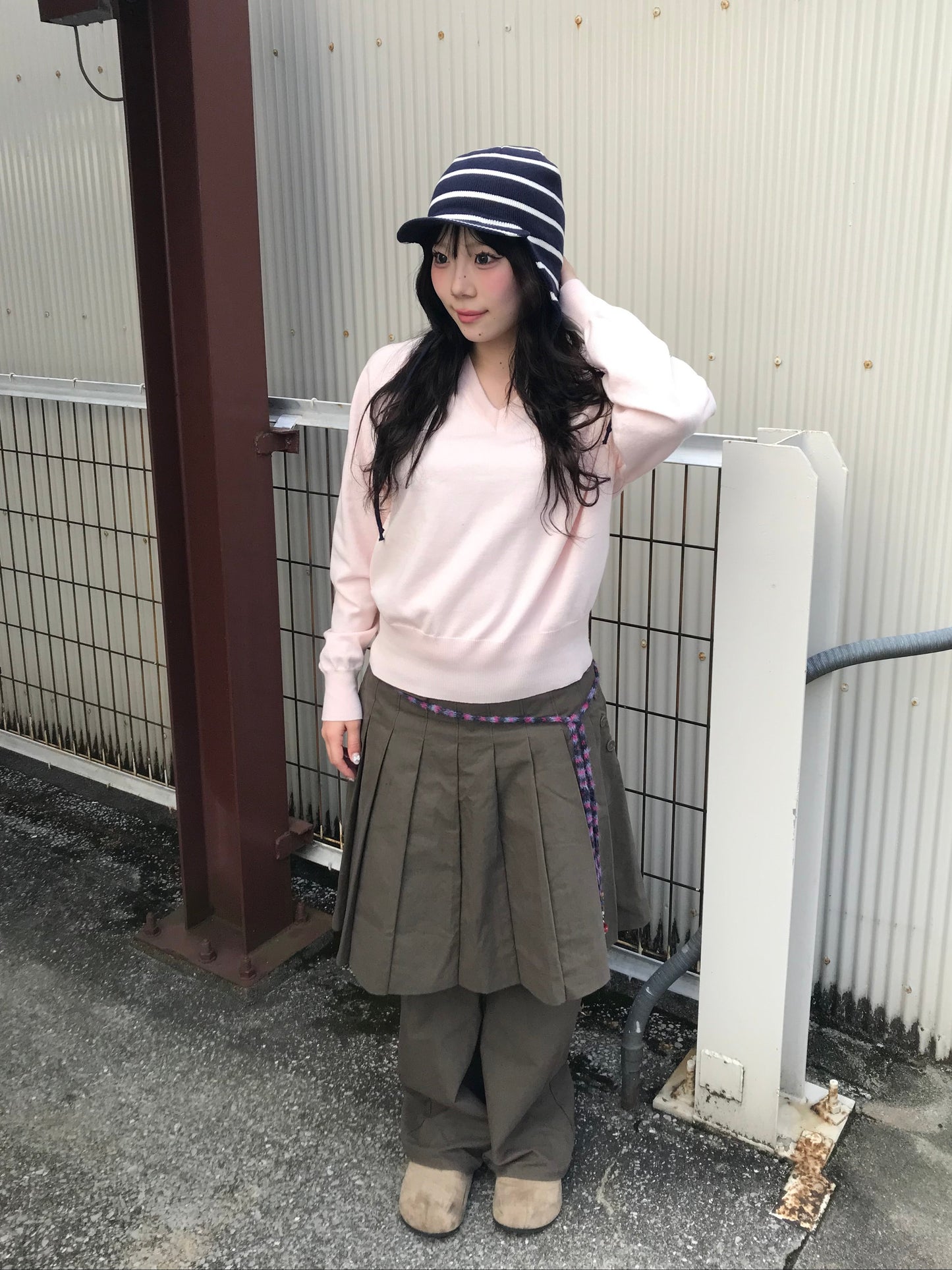 Vネックスプリングニット DPB89215