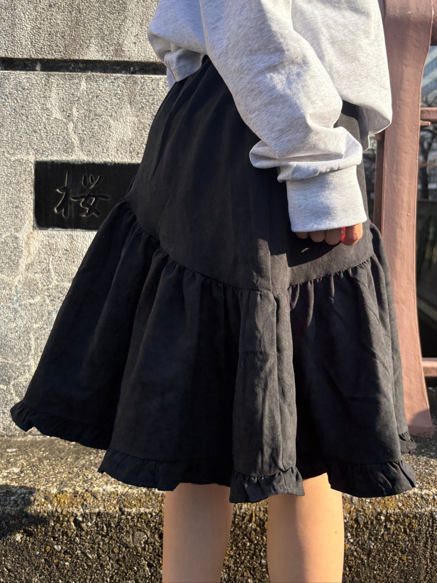 アシメフリルブラックスカート DPA43752