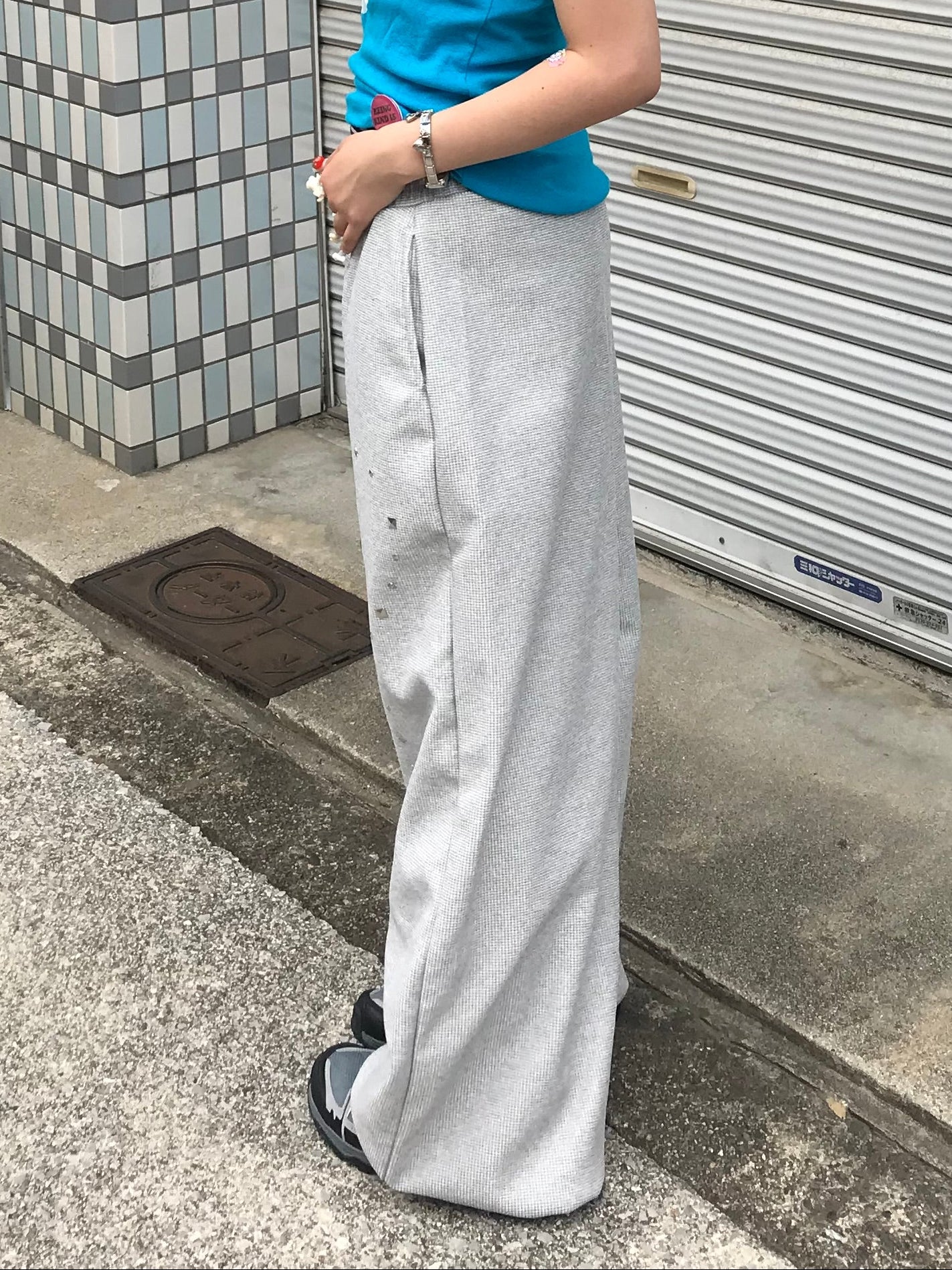 スタッズデザインロゴオーバースウェットパンツ DPB89285