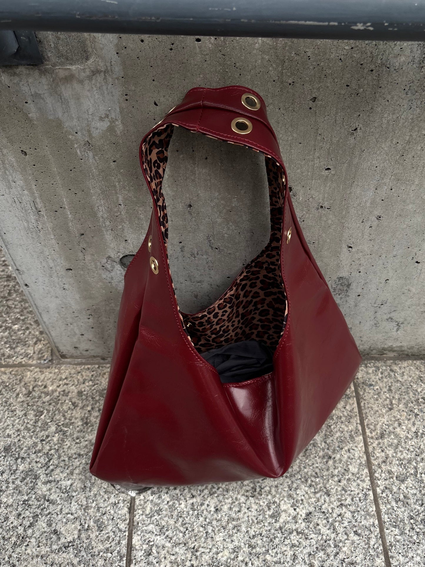 リバーシブルショルダーバッグ DPB89126