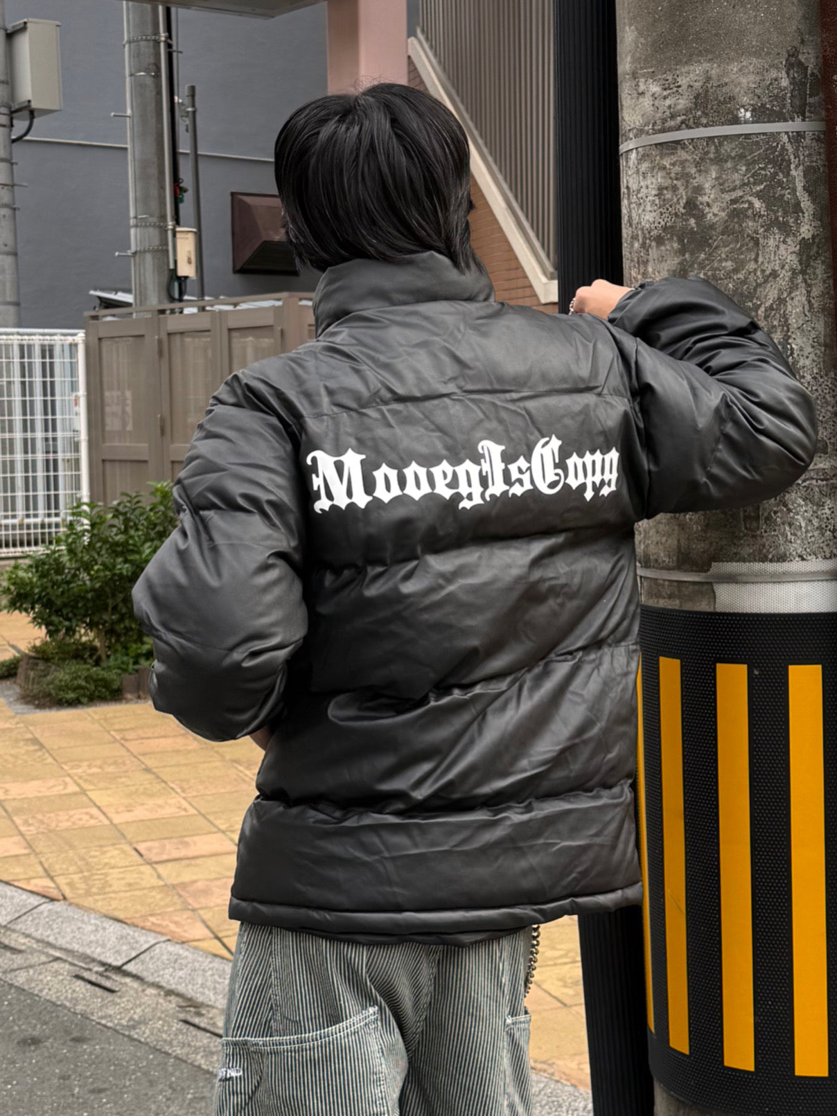 バックロゴアウター DPB90075