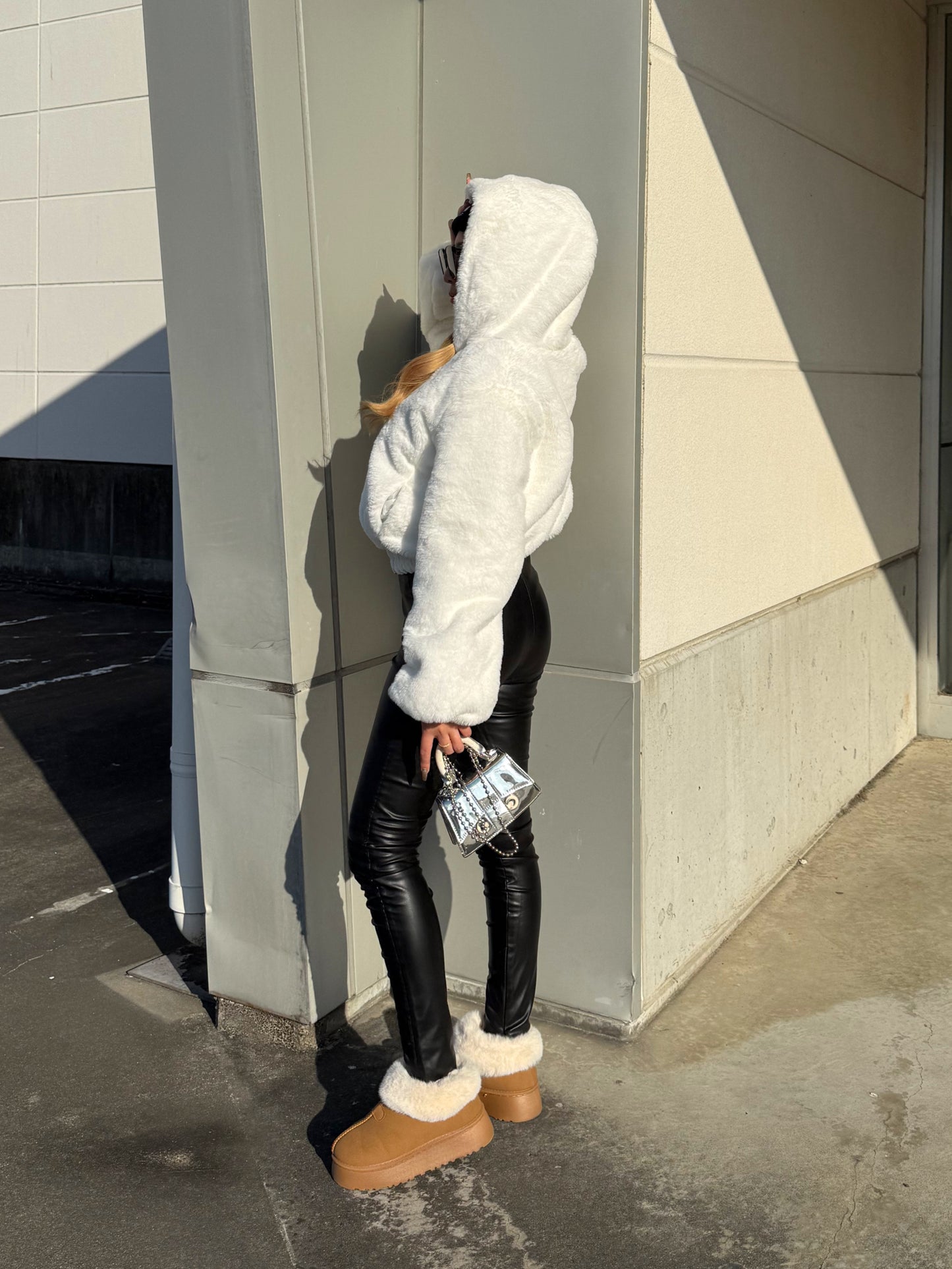 フード付きファージャケット DPB73491