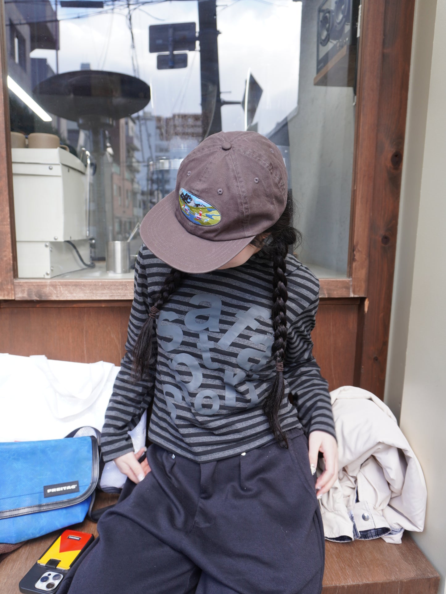 ボーダーグラフィックTシャツ DPB85081