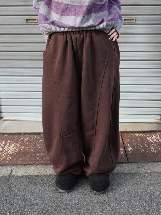 ニットベルトバルーンスウェットパンツ DPB85360