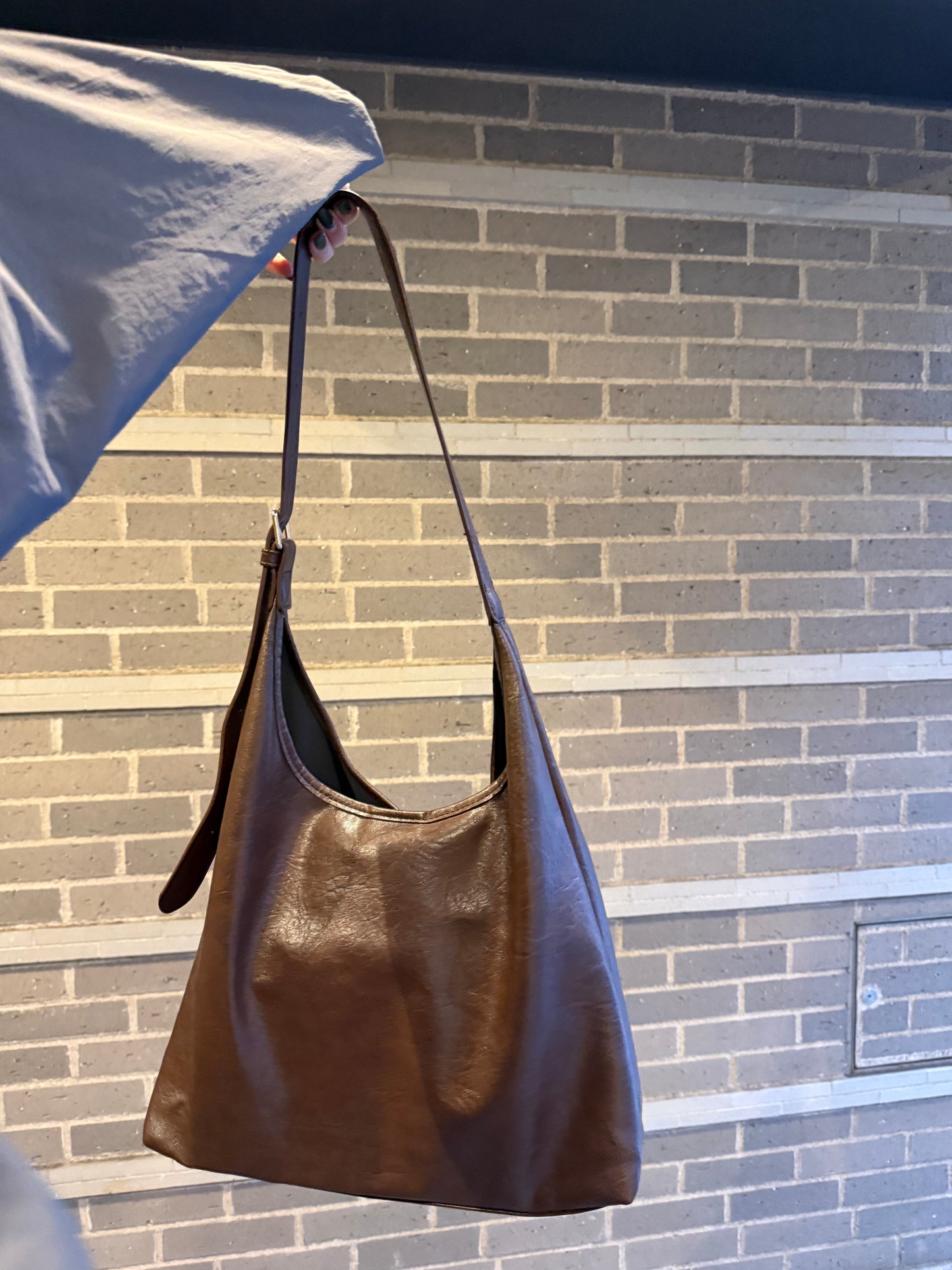 ダークブラウンハンドバッグ DPB47463