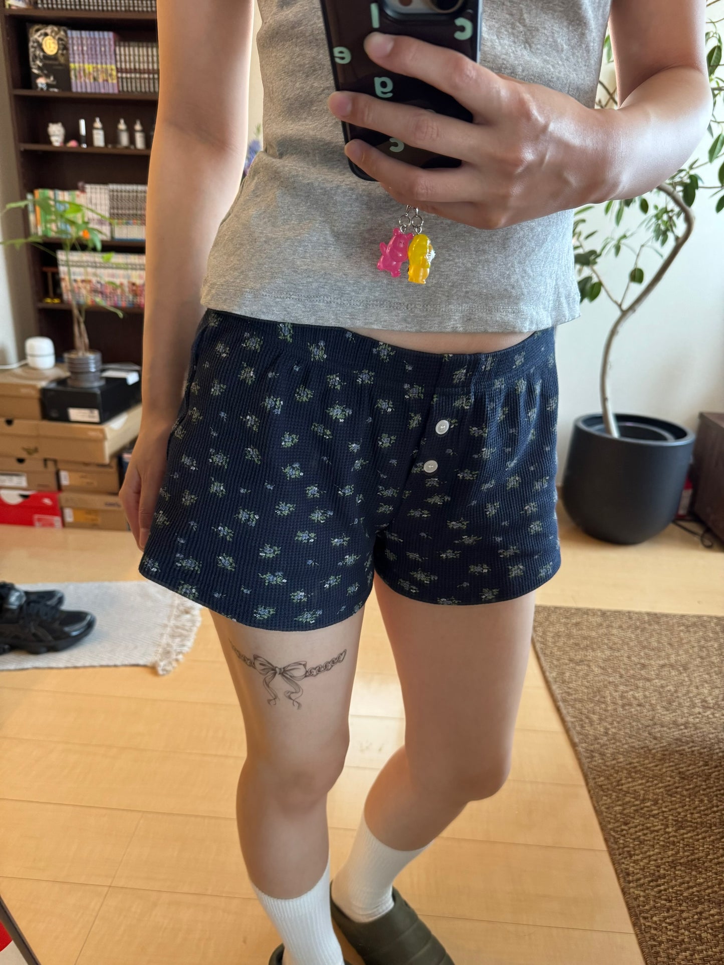 ミニフラワーショートパンツ DPB93108