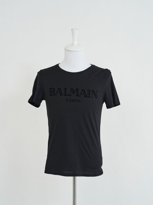 [BALMAIN / H&M] ブランドロゴTシャツ UPA02050
