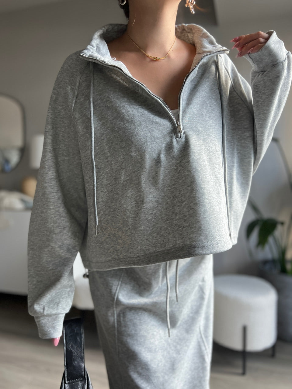 スタンドカラースウェットパーカー DPB56327