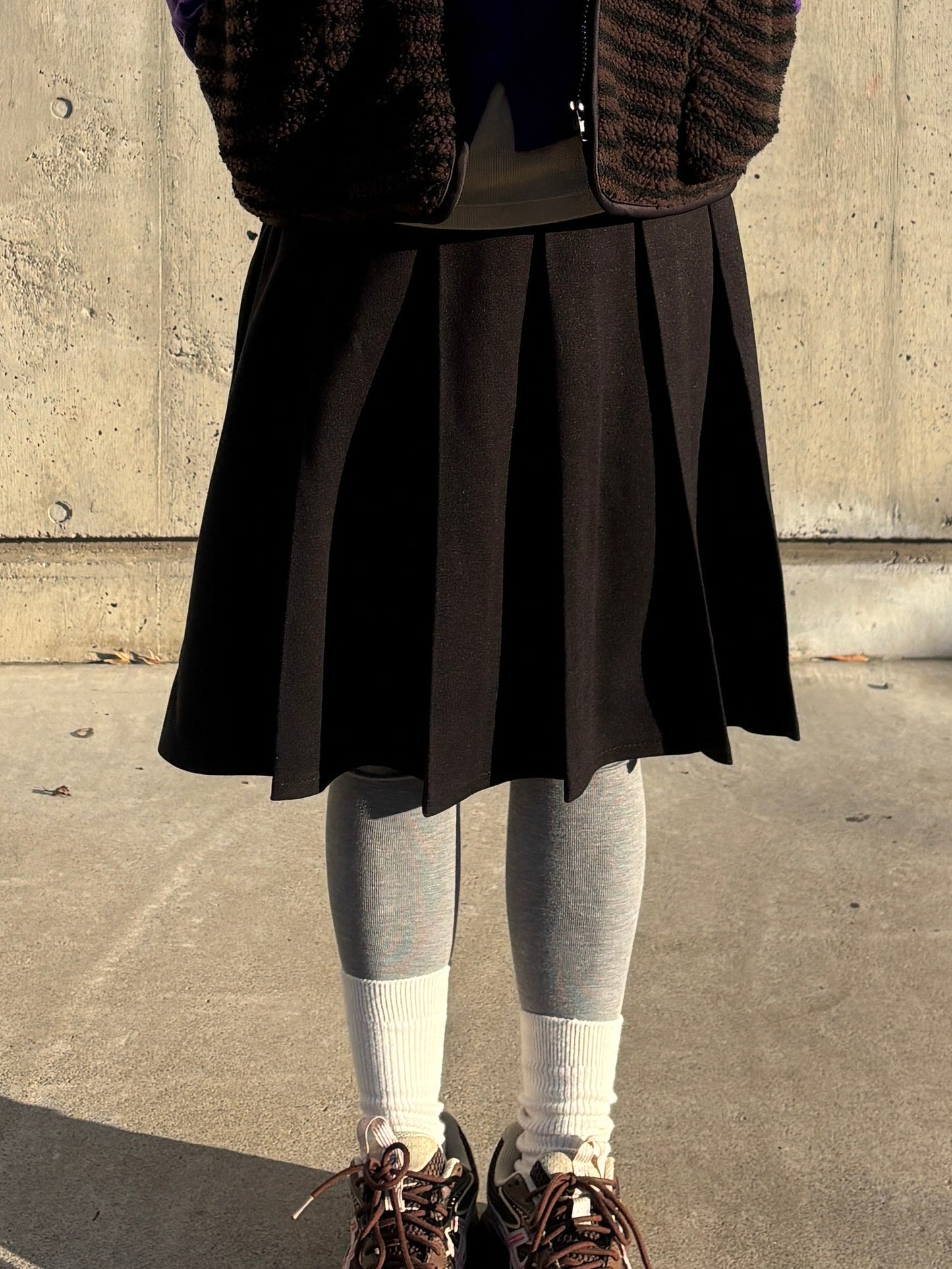 ミディアムプリーツスカート  DPB84325