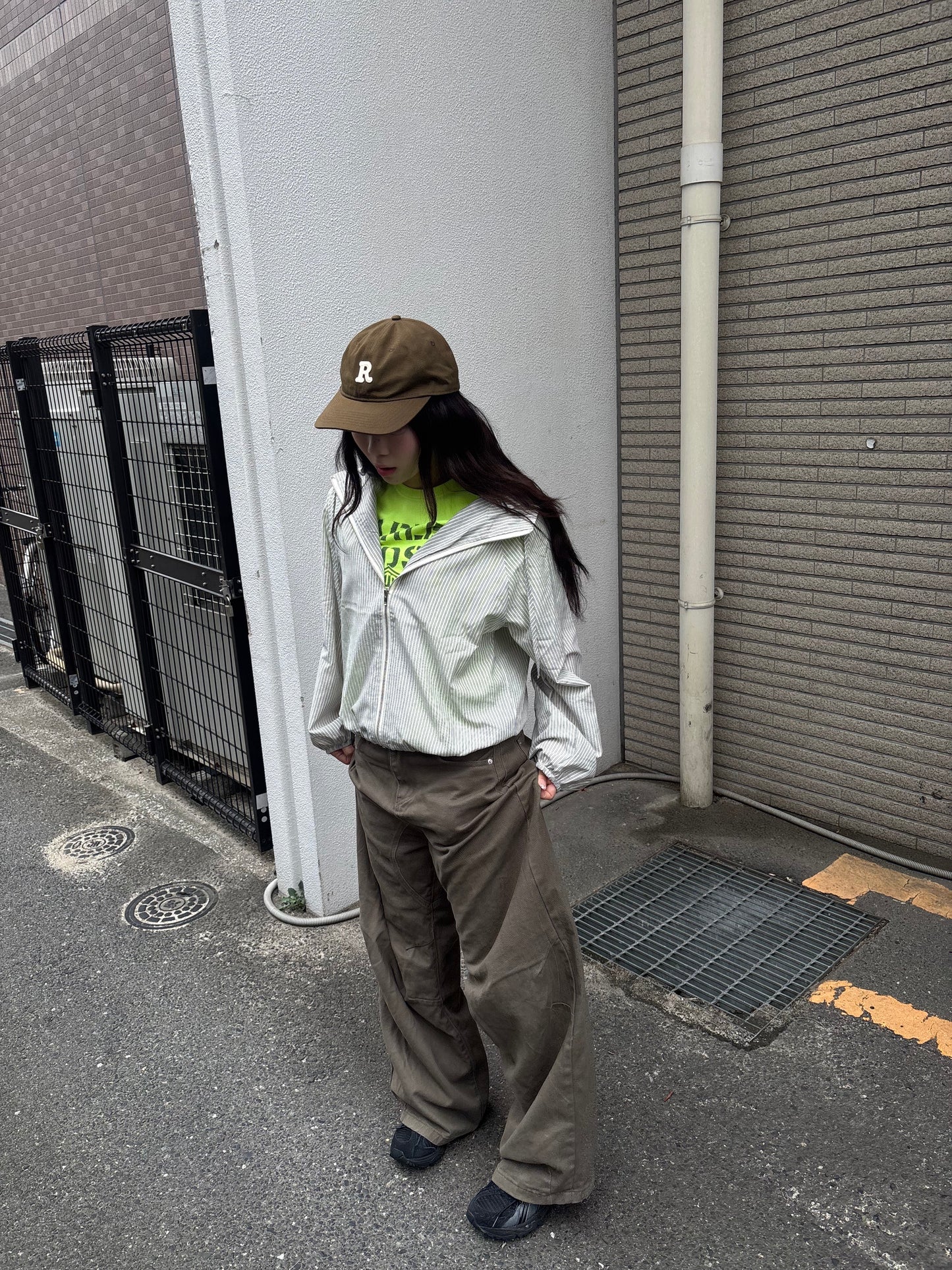 ストライプマウンテンパーカー DPB89081