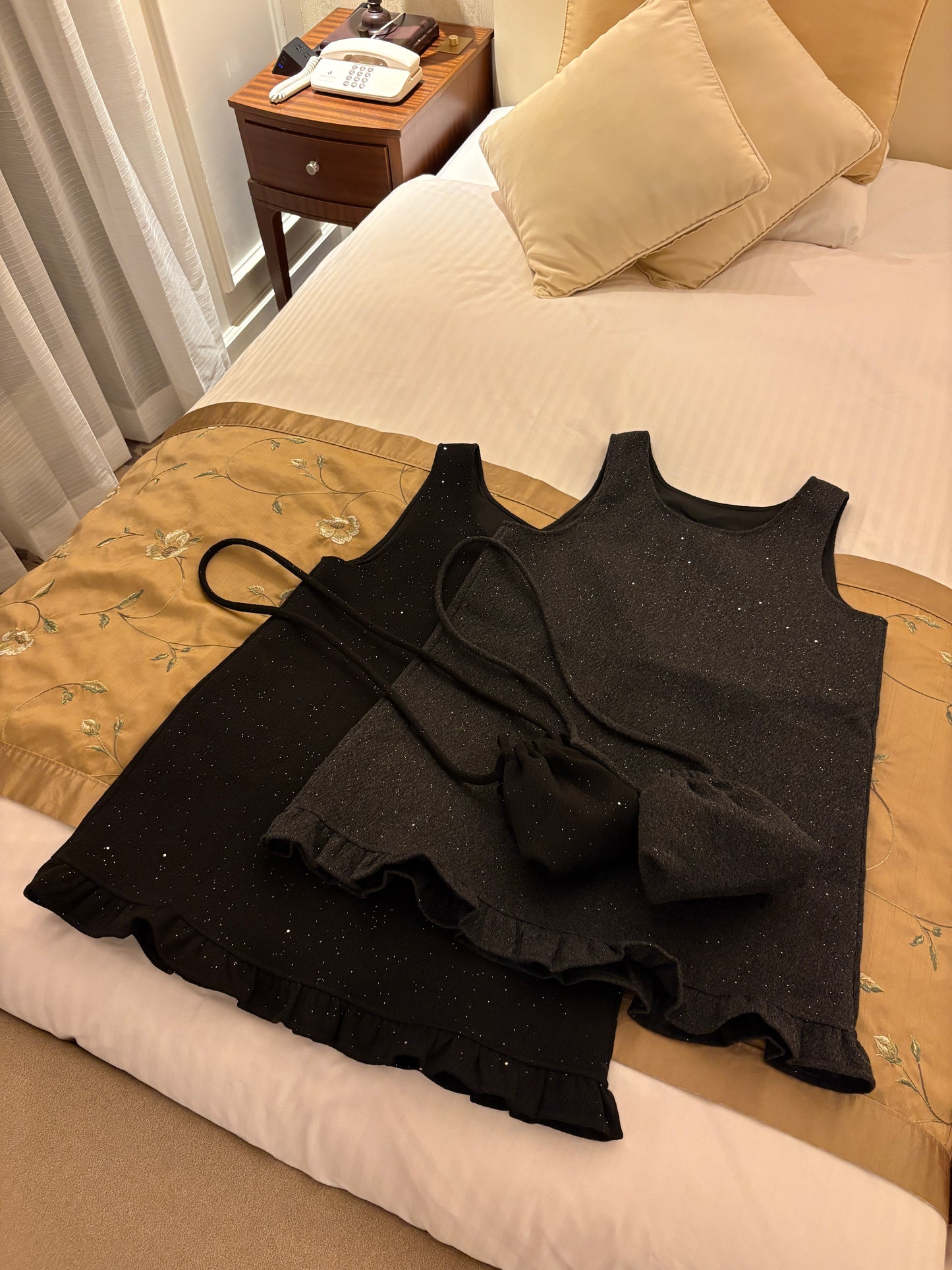 グリッターフリルワンピース&ミニバッグ DPA43724