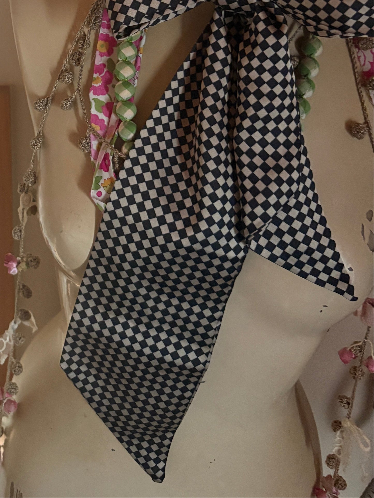 ブロックチェックスカーフ DPA43700