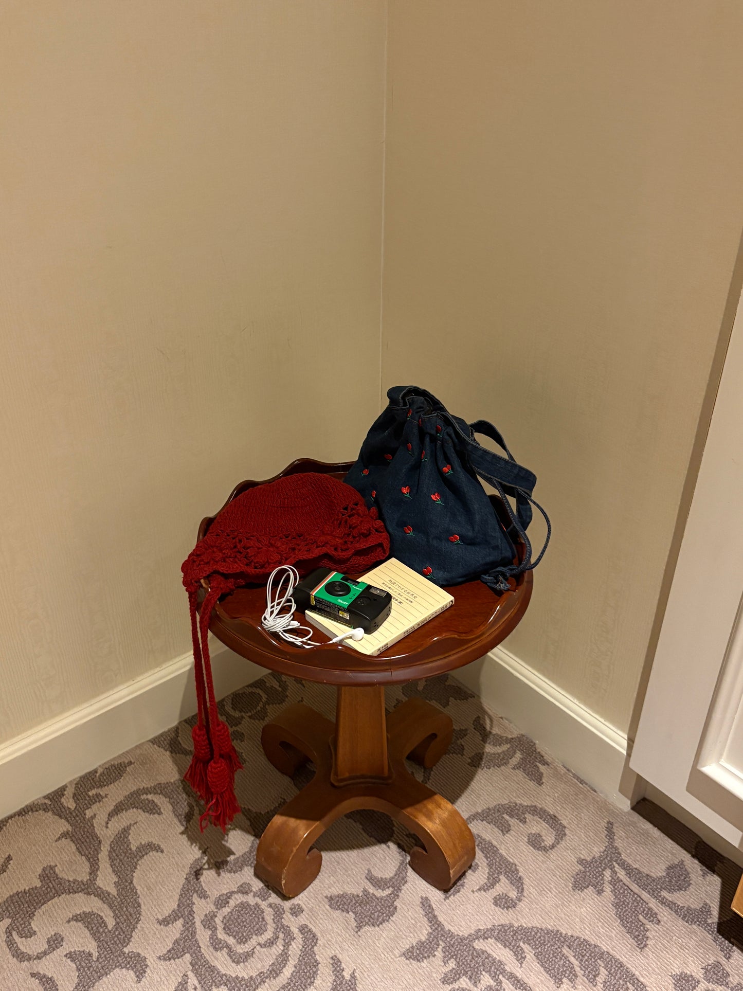 レッドウールヘアドレス DPA43745