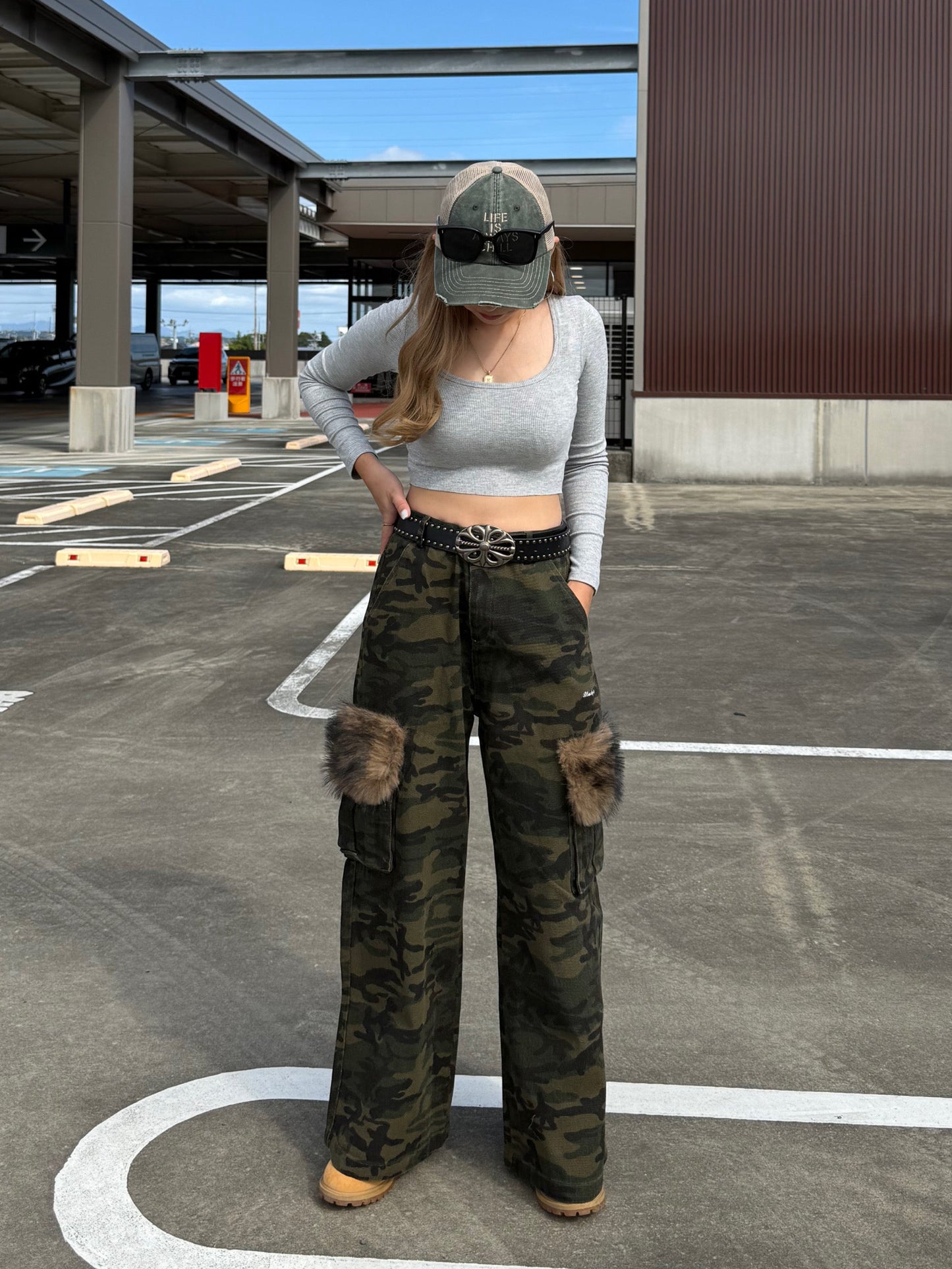 ポイントカモフラファーパンツ DPB73504