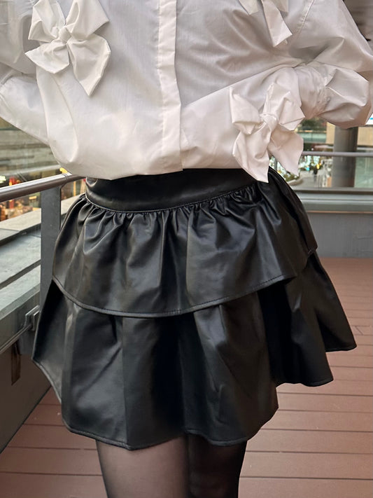 フリルレザーミニスカート DPA43261