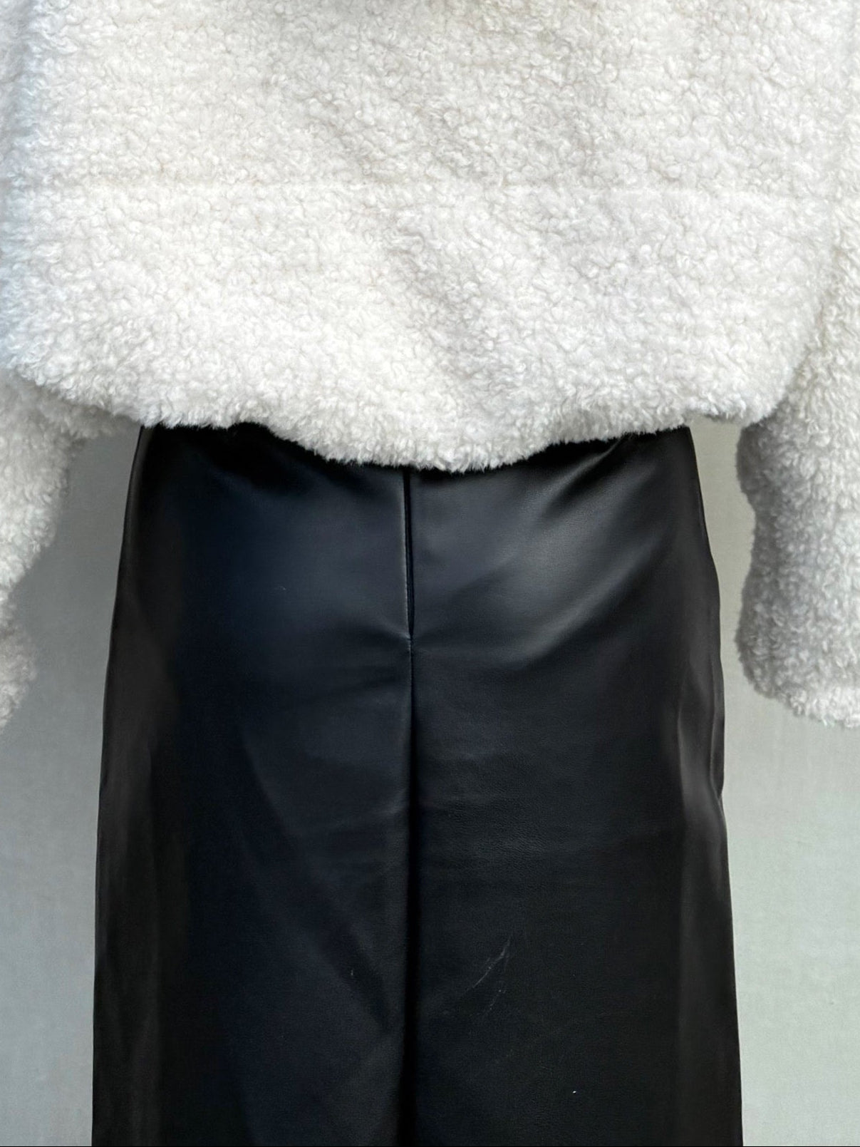 サイドカットレザーライクスカート DPB73562