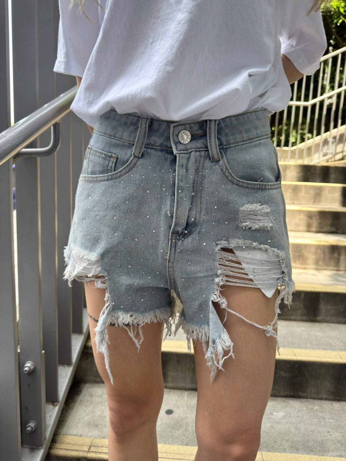 ストーンショートデニムパンツ DPB42382