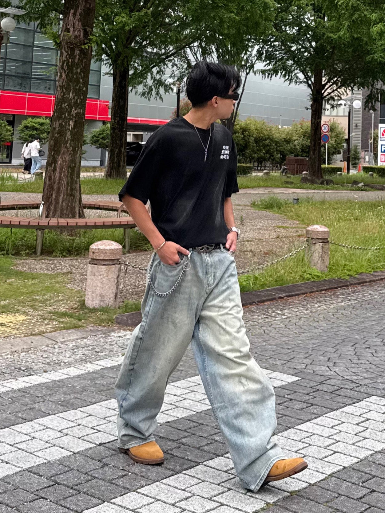 バックロゴペイントクロスTシャツ DPB90229