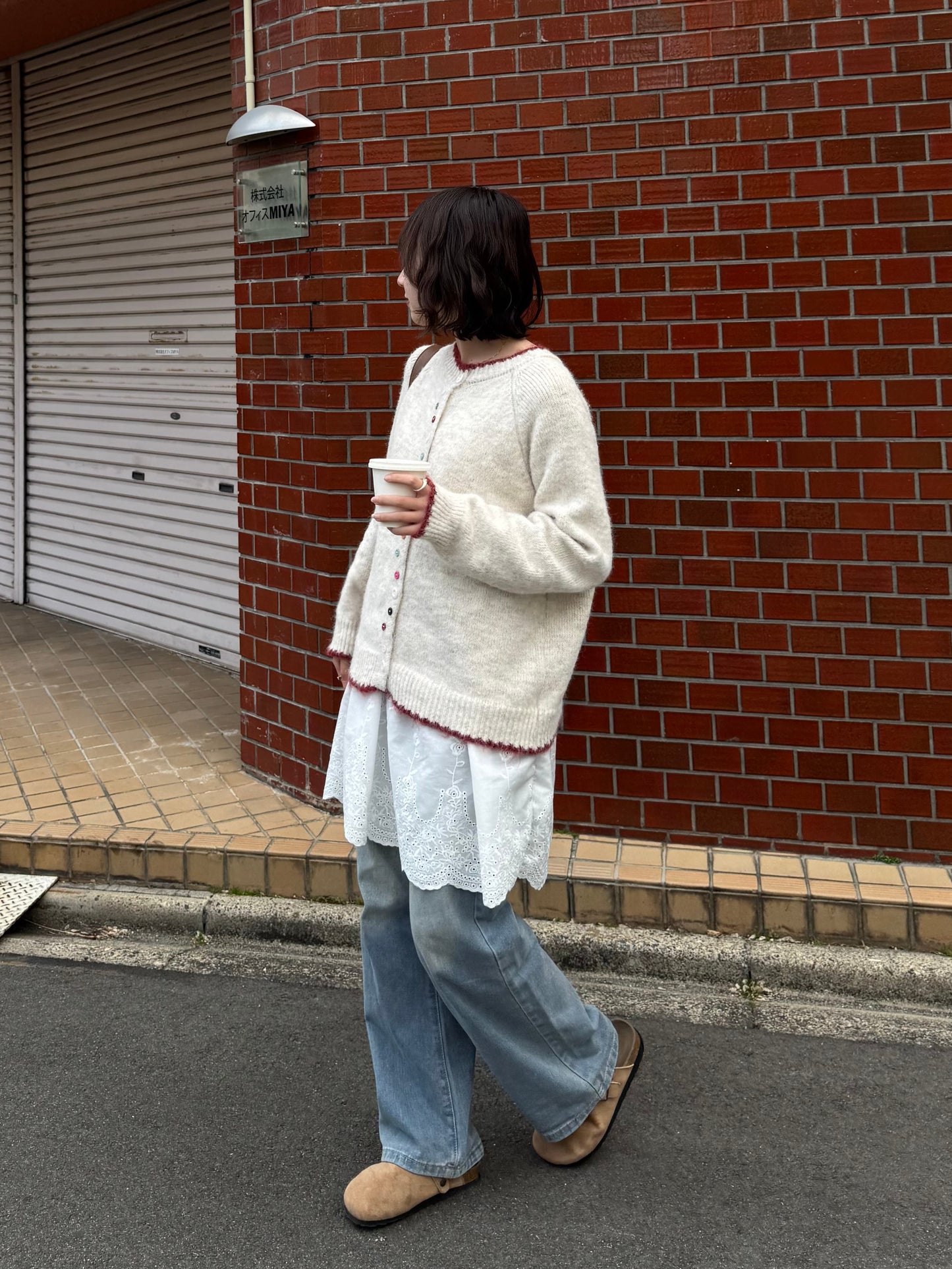 カラフルボタンバイカラーカーディガン DPC03016