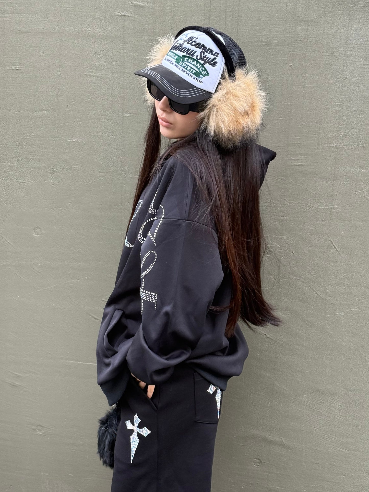 ビッグラメロゴパーカー DPB86156