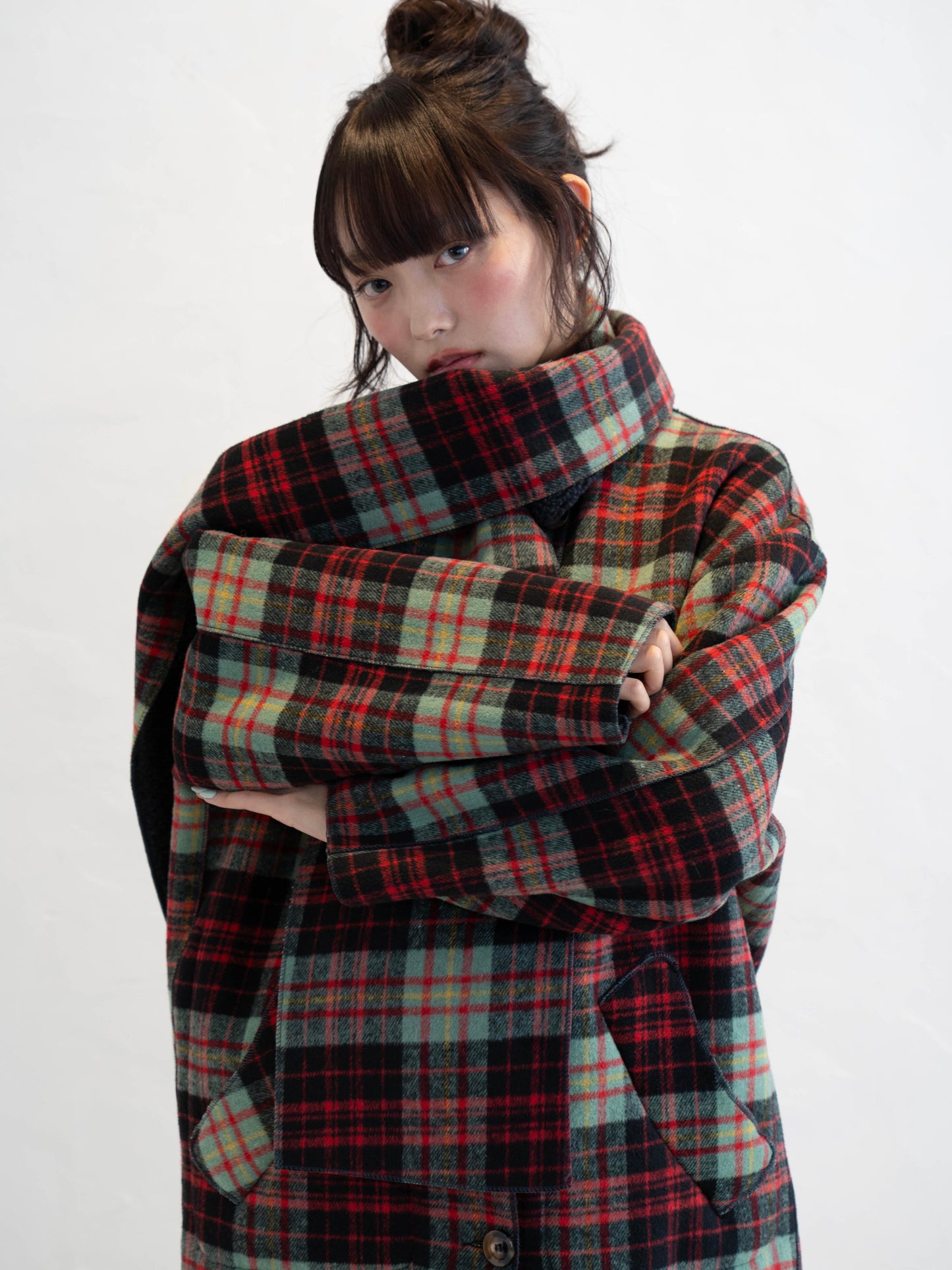 マフラー付きチェックロングコート DPC02015