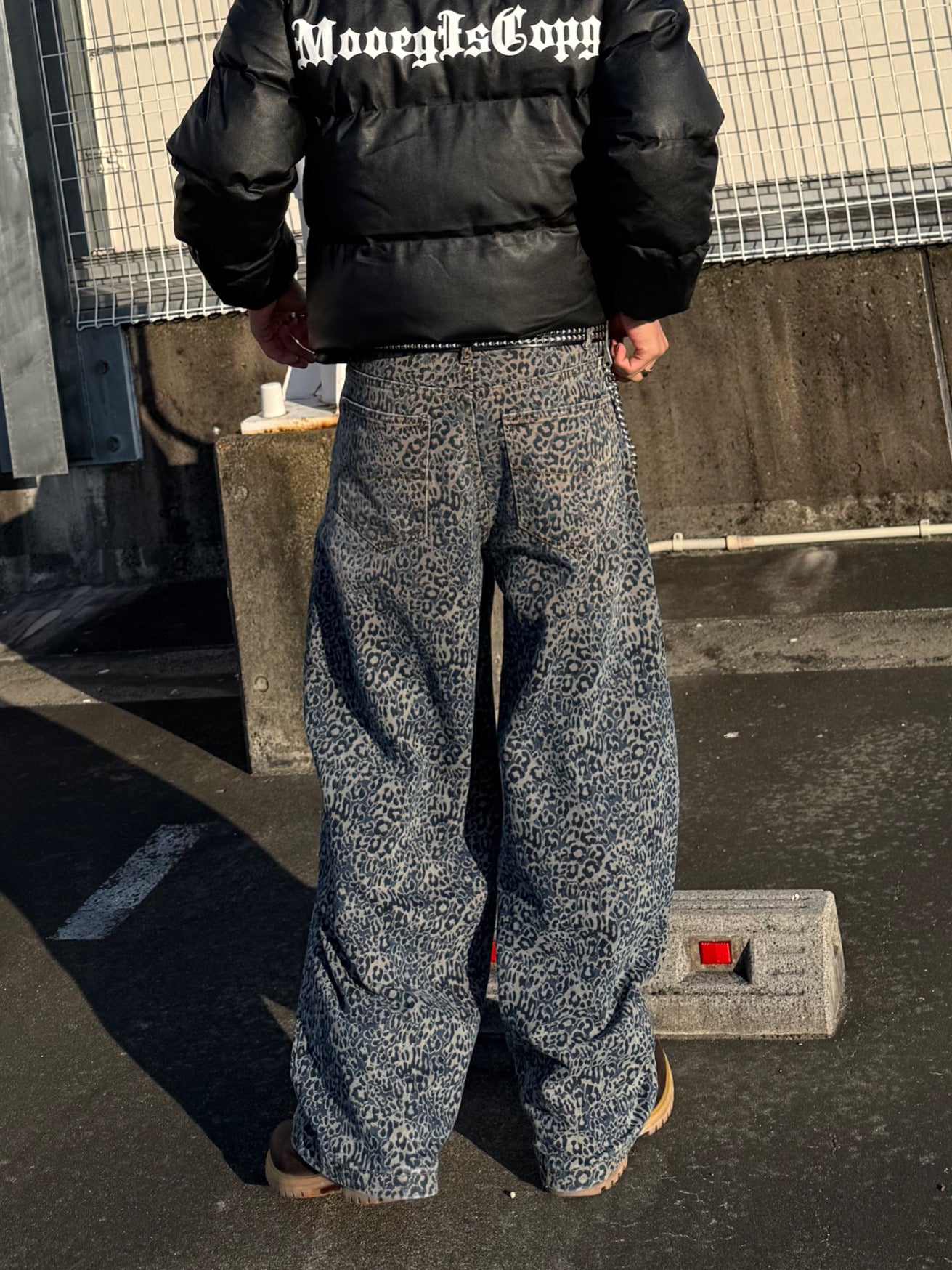 ブルーレオパードデニムパンツ DPB90077