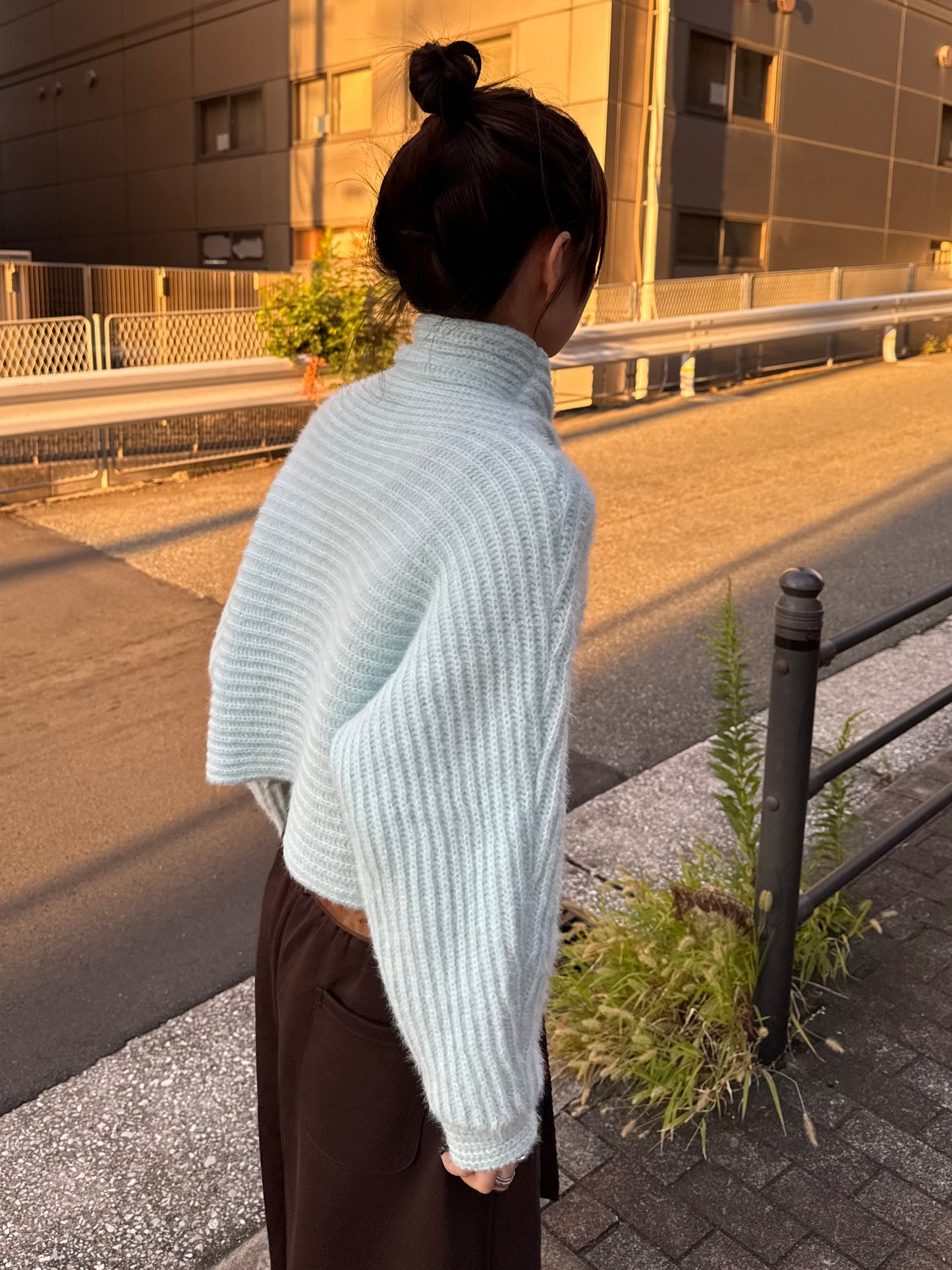 ハイネックフロントボタンニット DPB85398