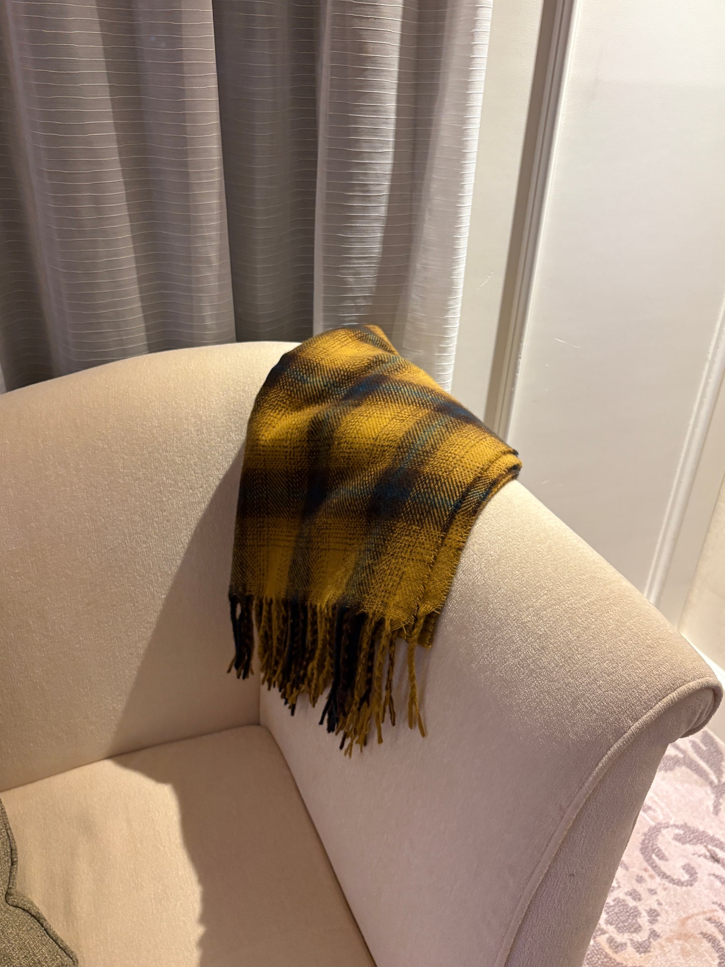 イエローチェックマフラー DPA43729