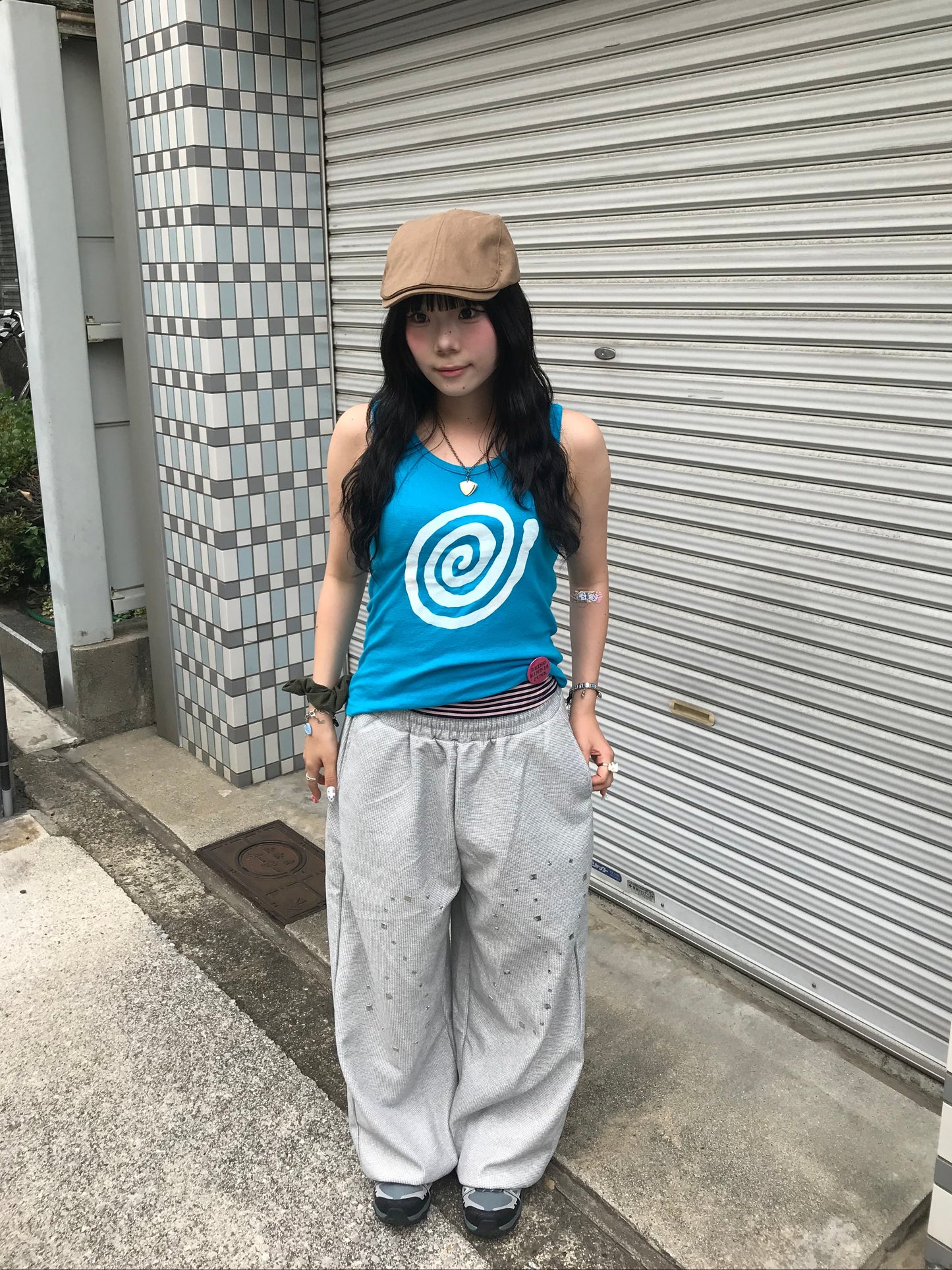 スタッズデザインロゴオーバースウェットパンツ DPB89285