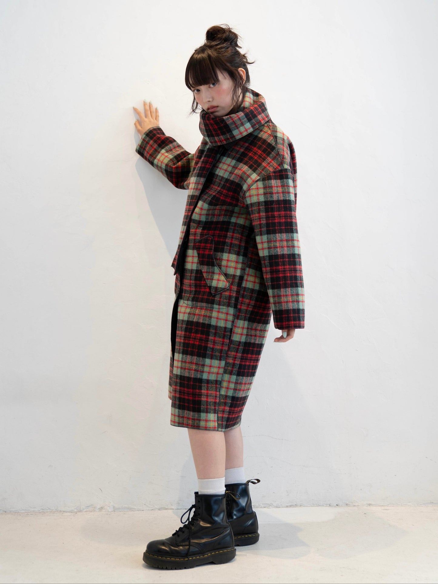 マフラー付きチェックロングコート DPC02015