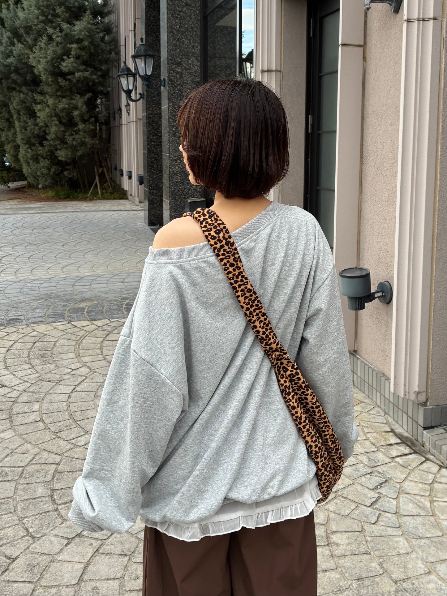 オフショルダースウェット DPA61443