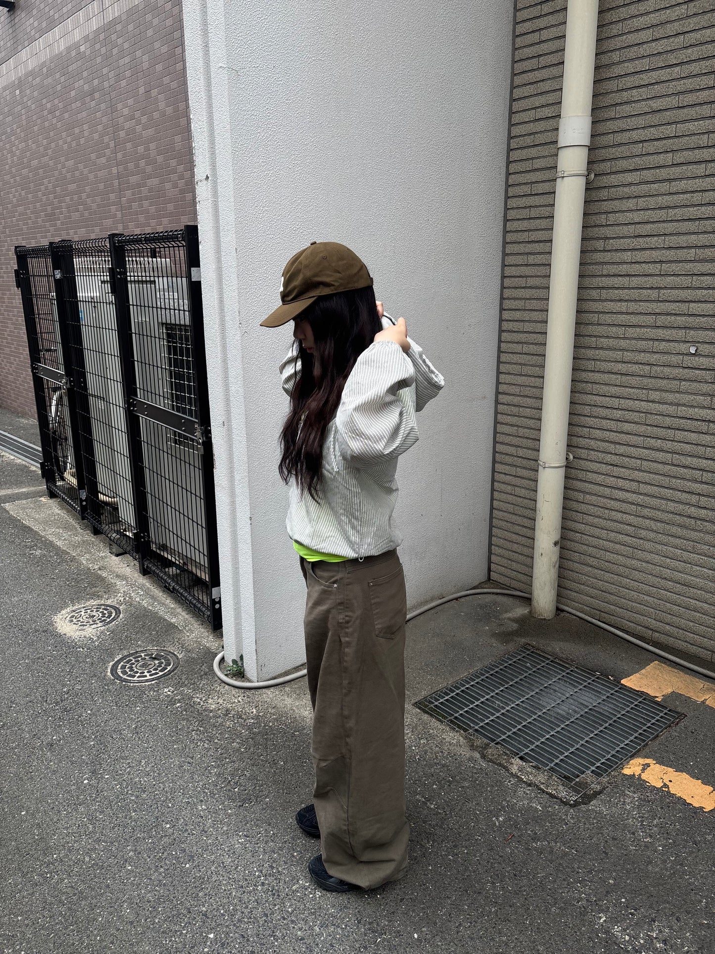 ストライプマウンテンパーカー DPB89081