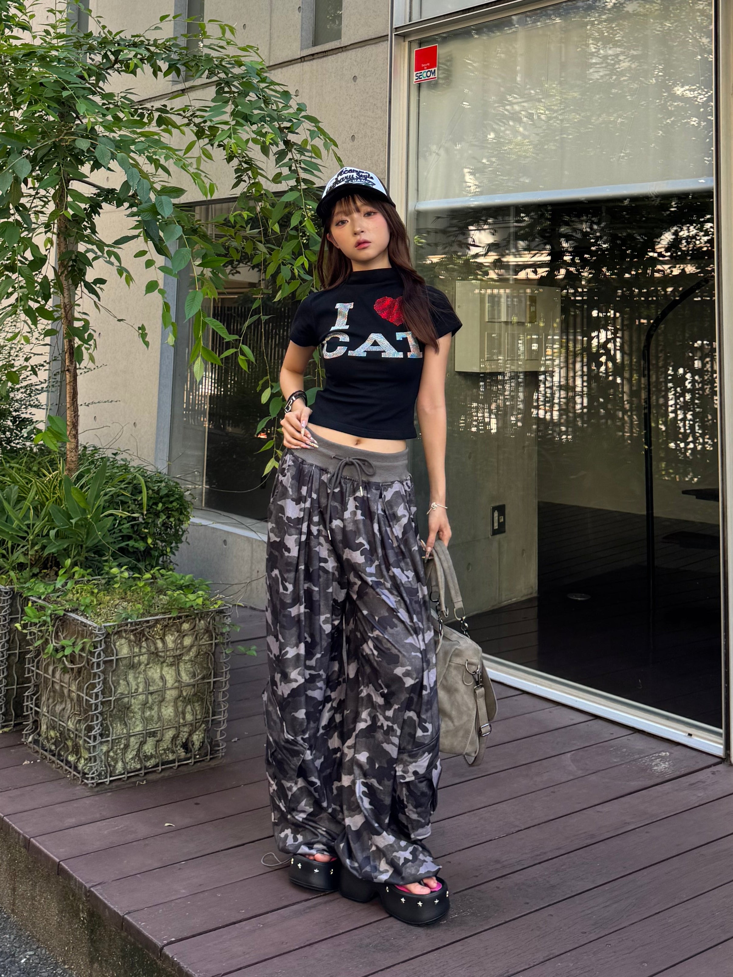 FUBU カモ柄　カーゴパンツ　バギーパンツ Y2K 迷彩カーゴショートパンツ M バギーショーツ カモ y2k opium