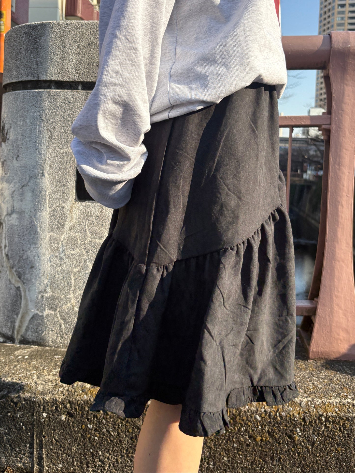 アシメフリルブラックスカート DPA43752