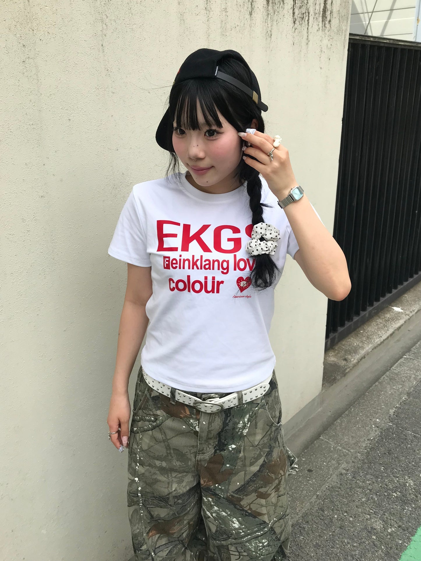 レッドロゴフィットTシャツ DPB89273