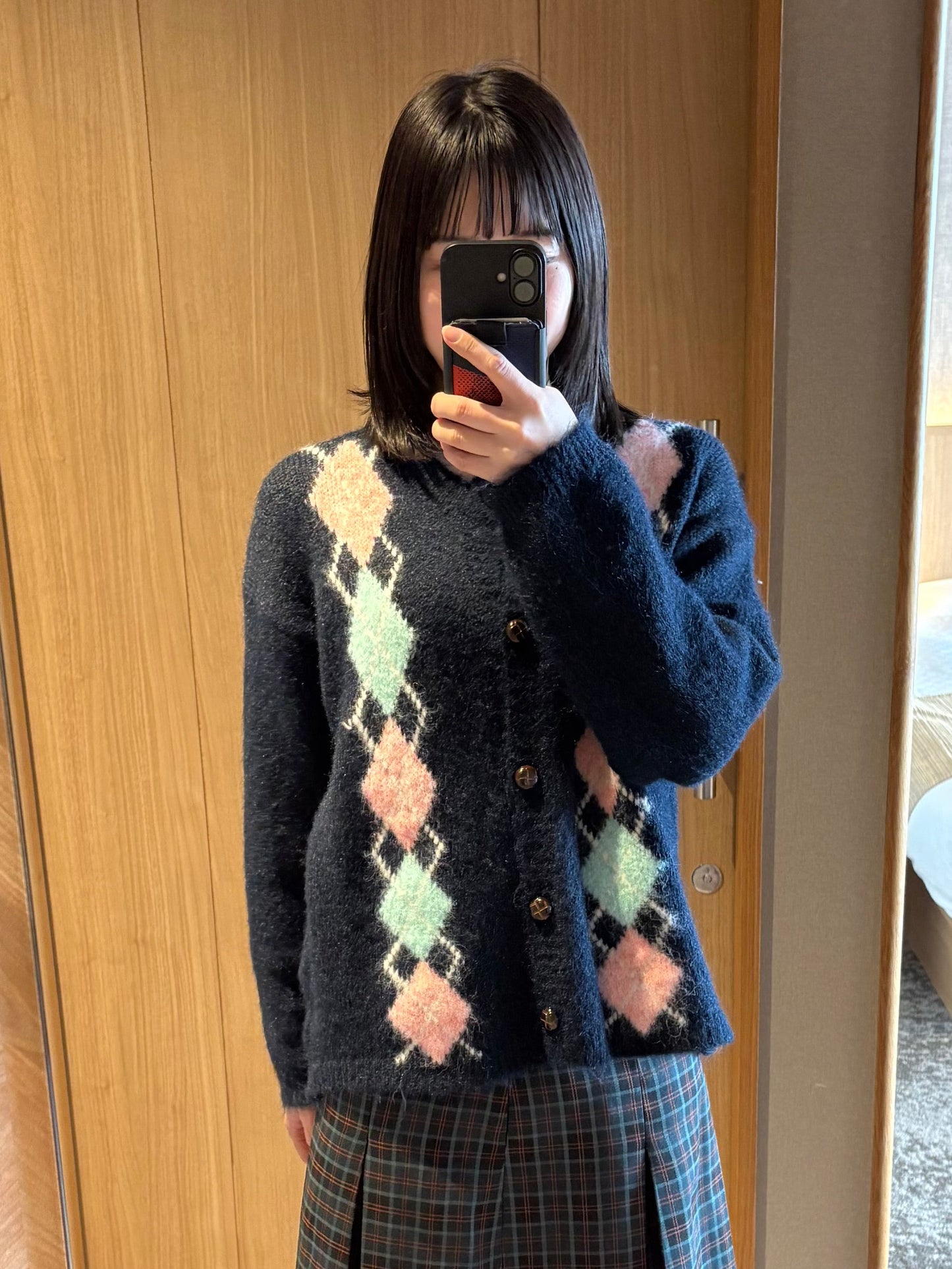 アーガイルボタンカーディガン DPB99056