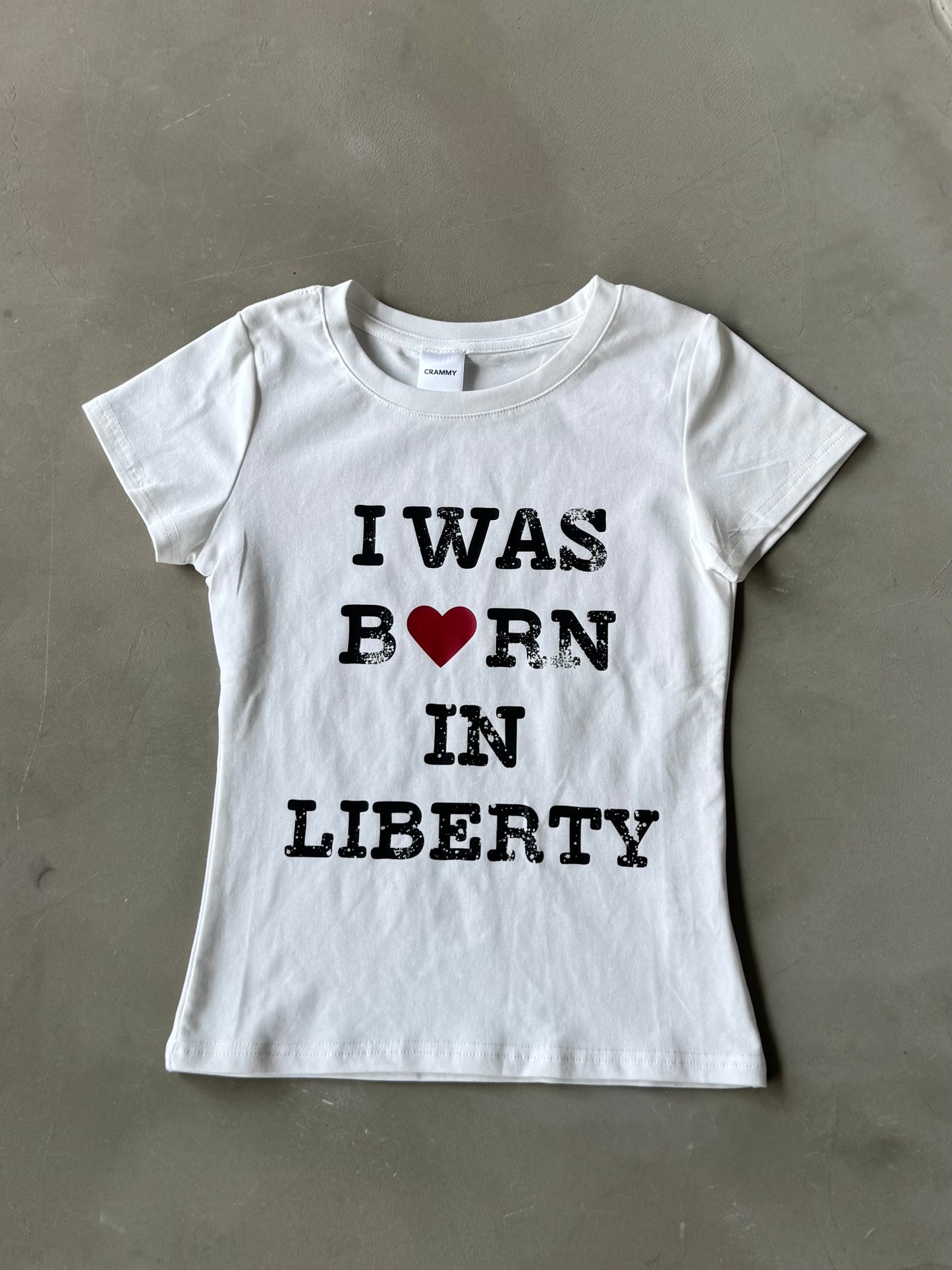 ハートロゴクロップドTシャツ DPB86261