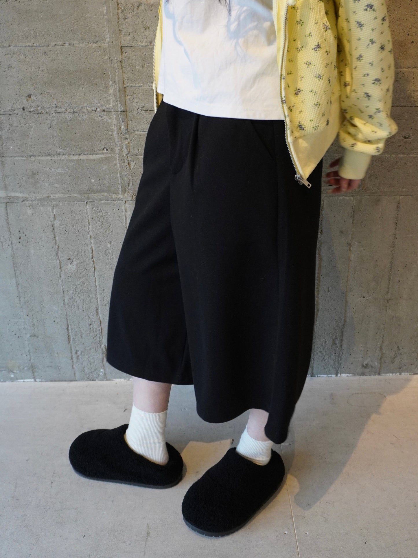 ワイドキュロットパンツ DPB85459