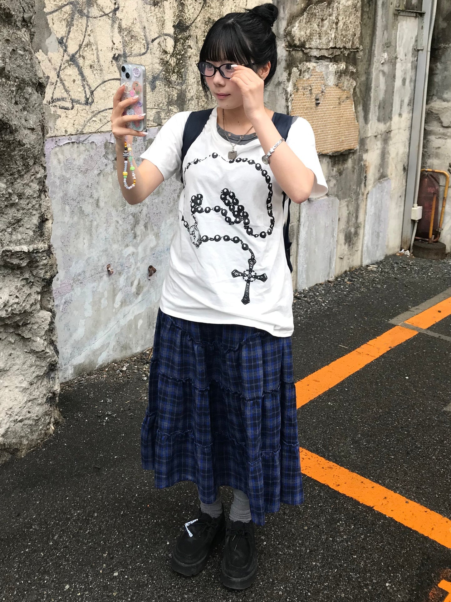 ホワイトオフショルキーデザインTシャツ DPB89247