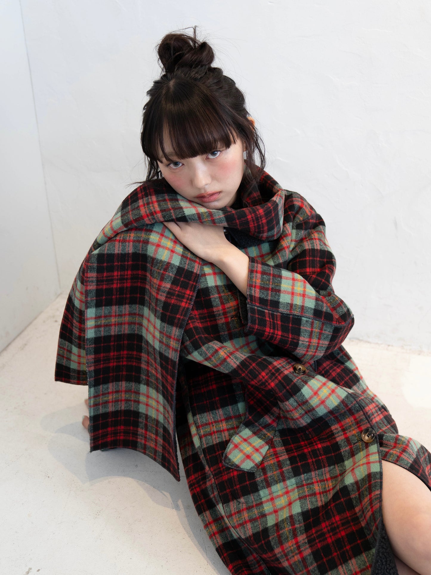 マフラー付きチェックロングコート DPC02015