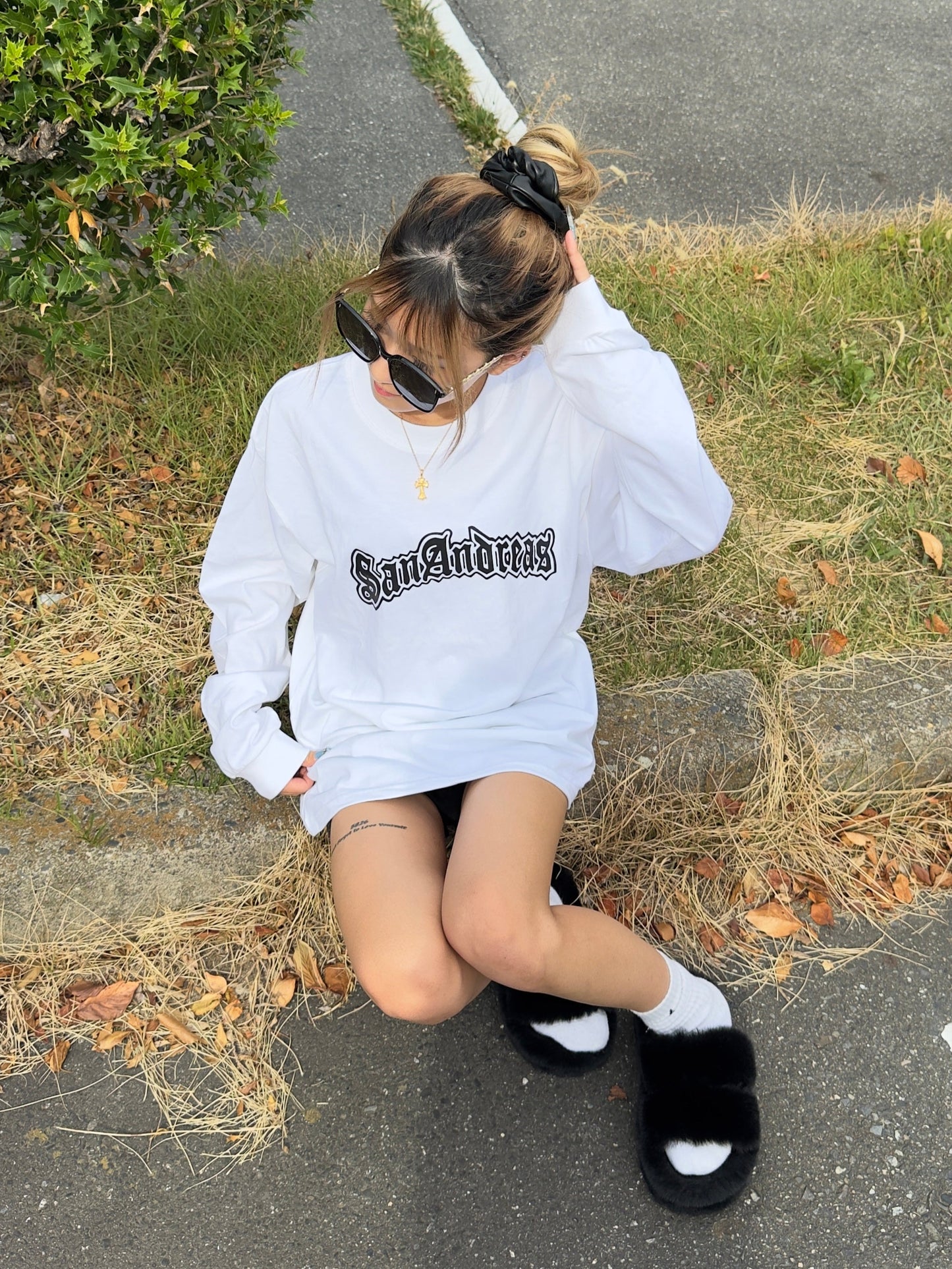 ロゴロングスリーブTシャツ DPB42454