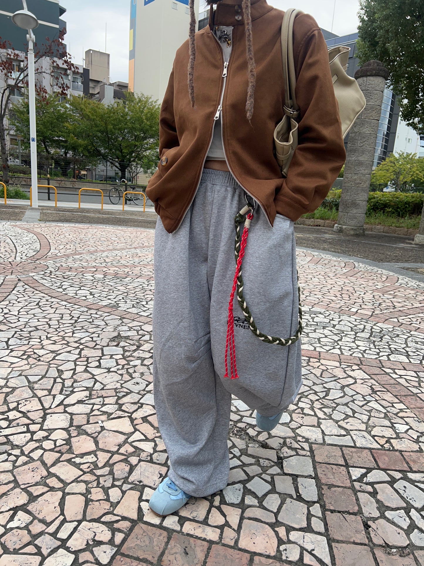 バルーンシルエットルーズスウェットパンツ DPB79215