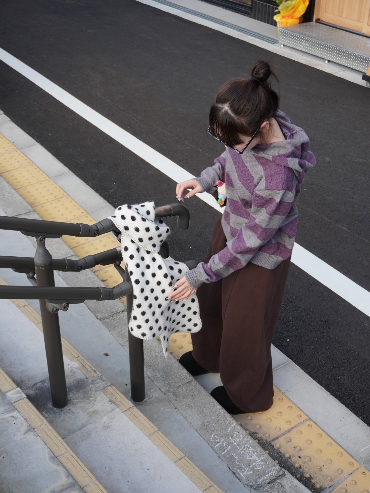 ボーダーフーディニットパーカー DPB85383