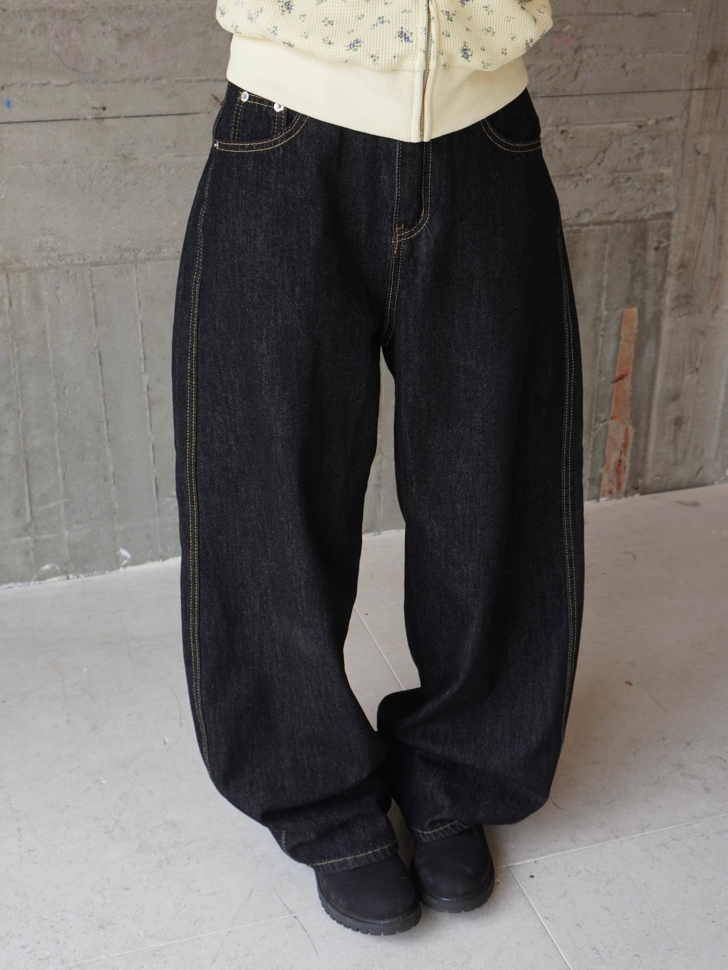 バックベルトデニムパンツ DPB85475