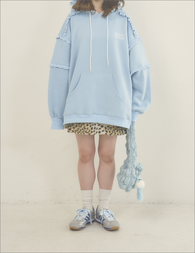 トップス UneUne big hoodie (mini kincyaku set) UneUne big hoodie (mini kincyaku set) – CRAMMY