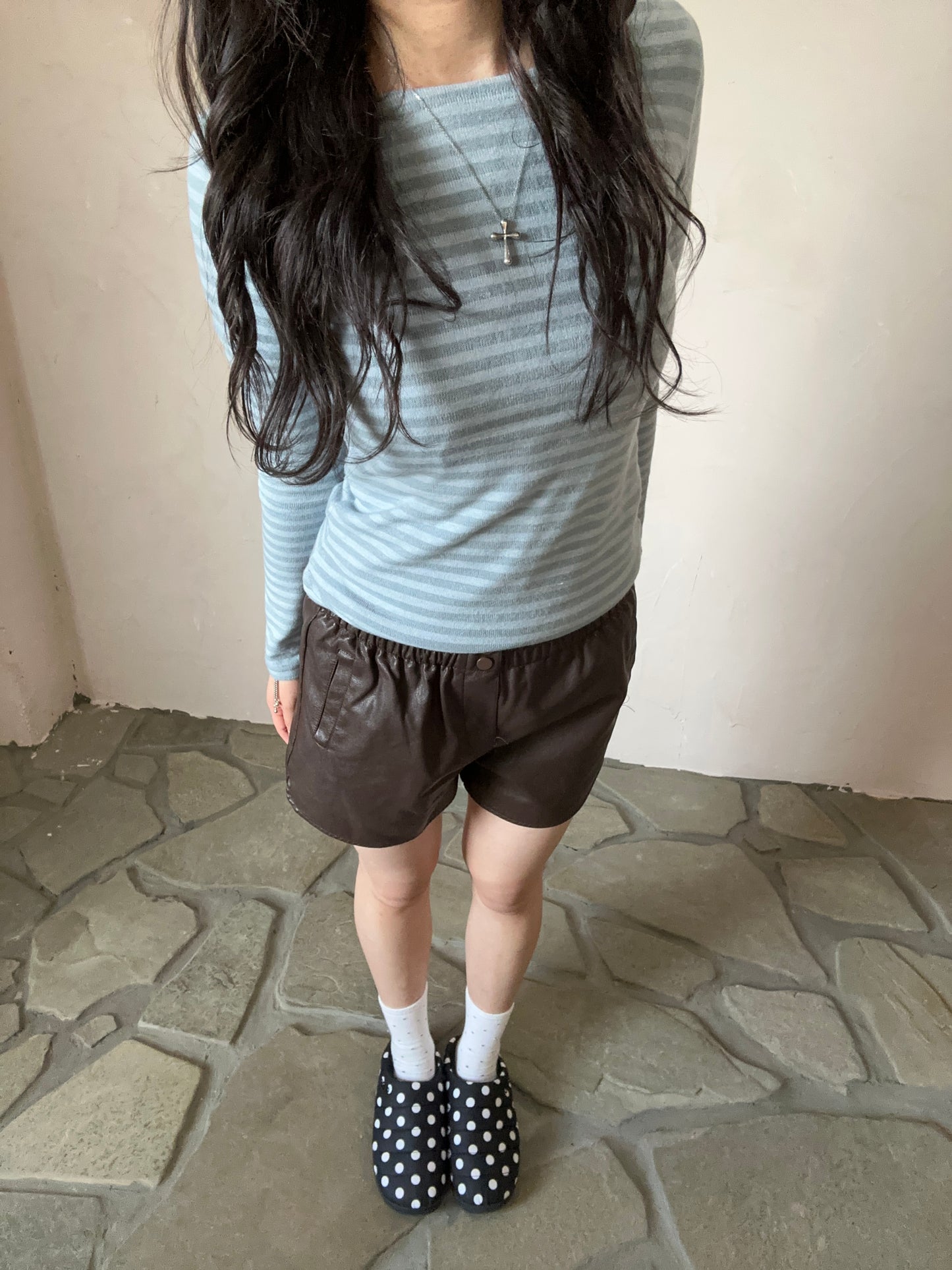 レザーライクショートパンツ DPB95063