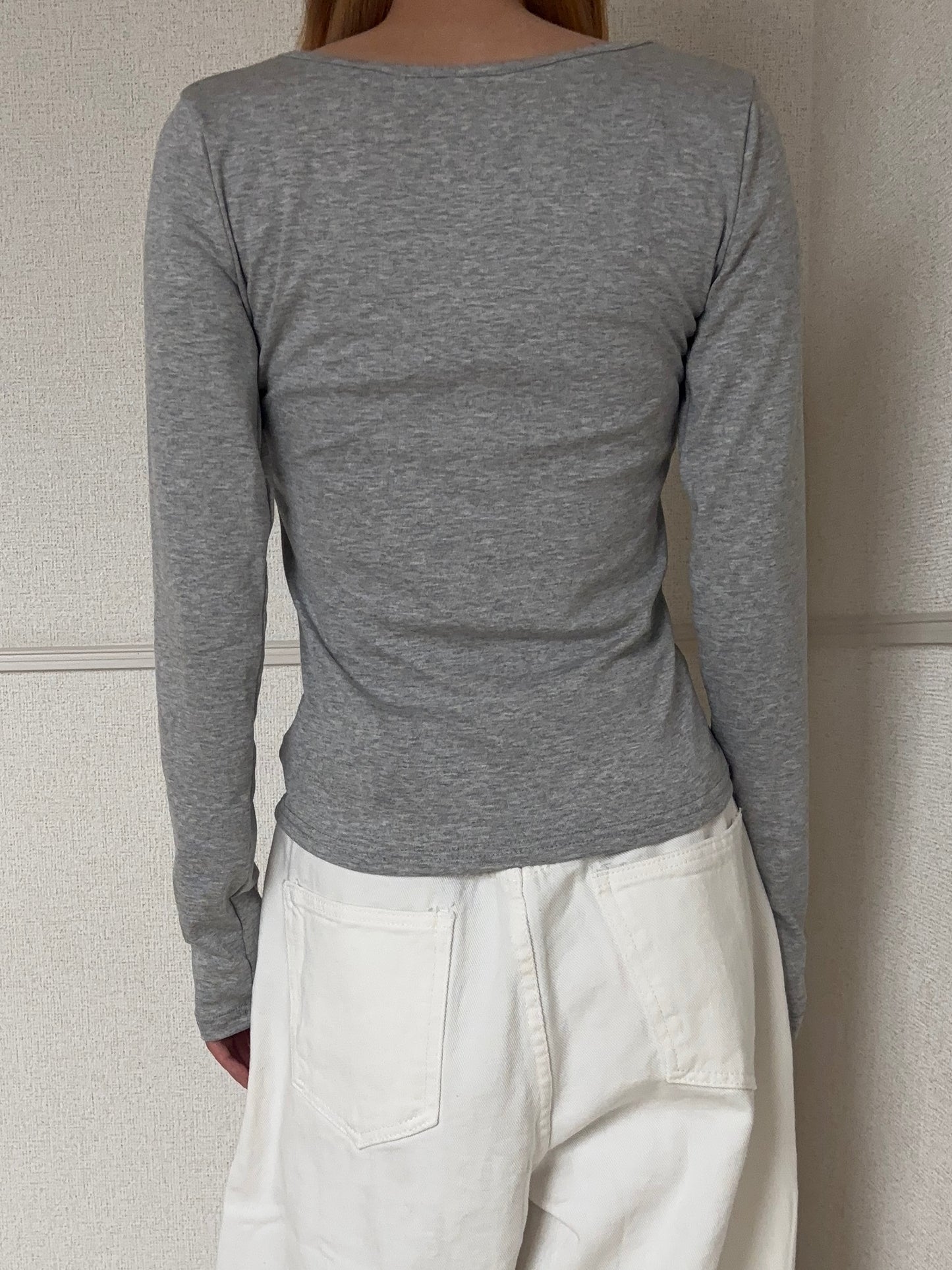 グレーラウンドネックTシャツ DPB88212